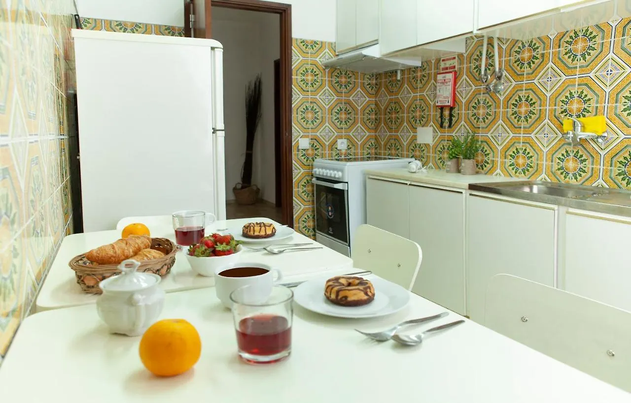 O - Sao Goncalo Central Guesthouse Lagos